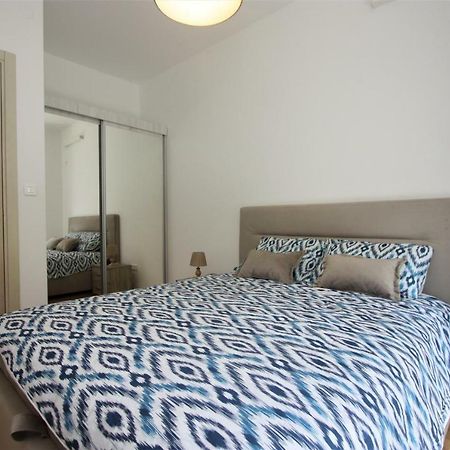 Luxury 1 Bedroom Apartment With Cozy Garden D2-2 In Morinj Kotor Exteriör bild